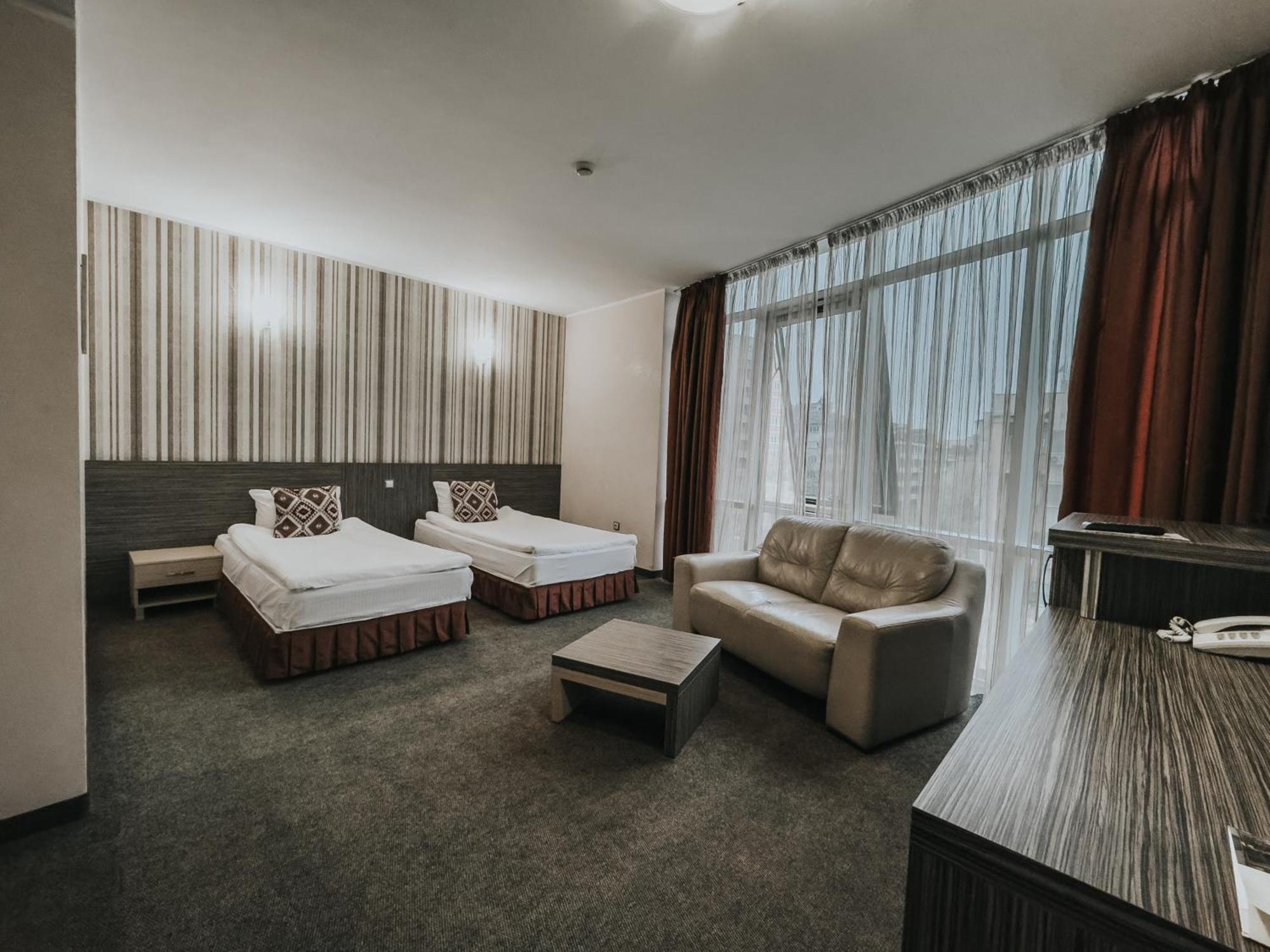 Hotel Noris Plovdiv Exterior foto